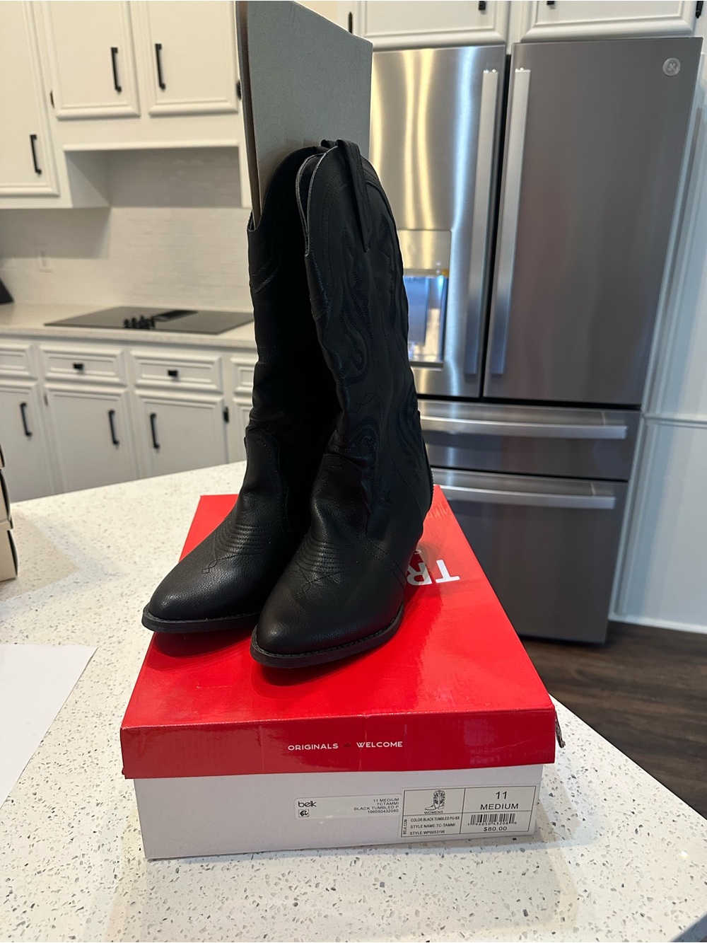 True Craft Black Western-Style Combat Boots